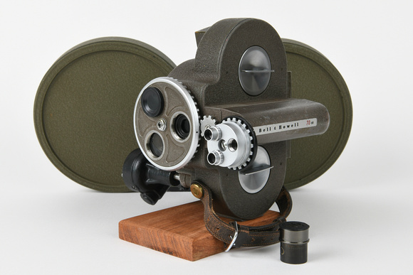 002:BELL & HOWELL 16mm Eyemo US Army