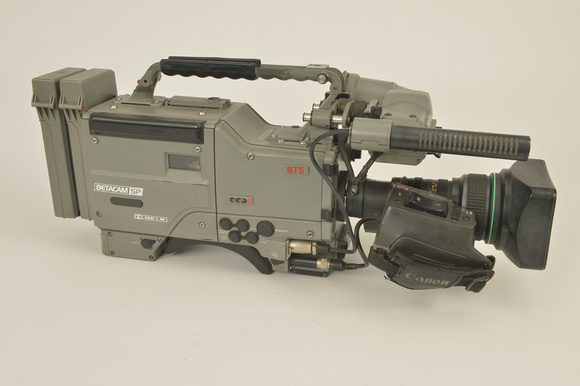 BTS (Philips) Betacam SP Camcorder / First ENG camcorder